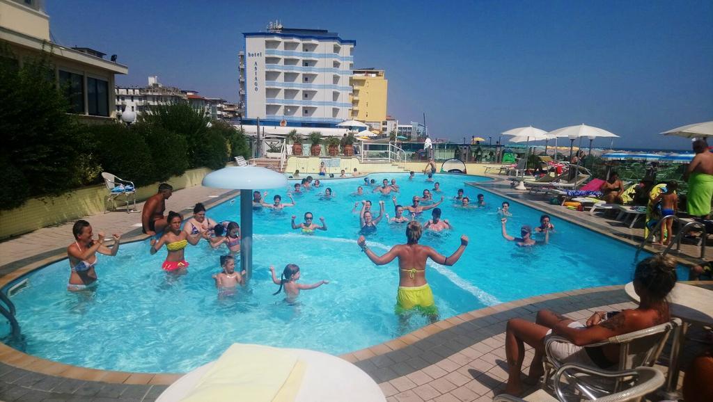 Strand Hotel Colorado Lido Di Savio Exterior foto